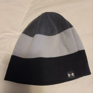 Under Armour youth small beanie